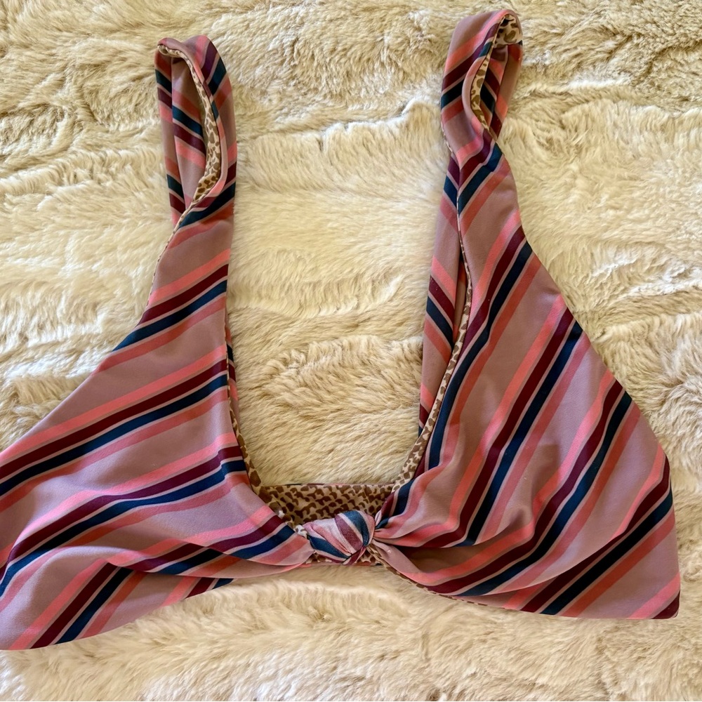 ACACIA Swimwear Bikini Top